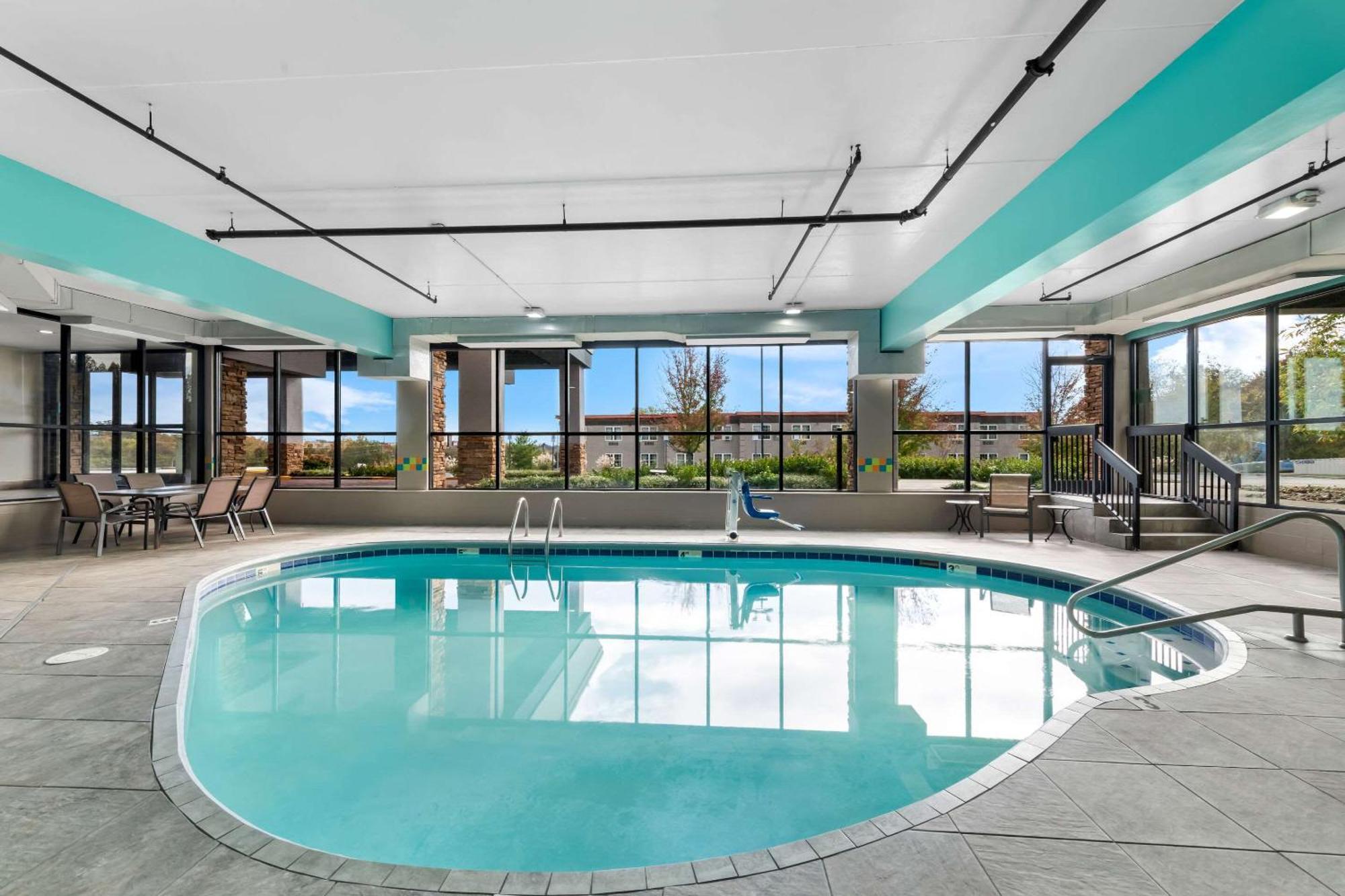 Comfort Suites Knoxville West - Farragut Экстерьер фото