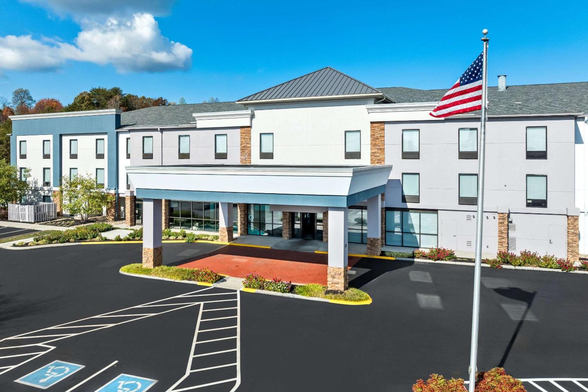 Comfort Suites Knoxville West - Farragut Экстерьер фото